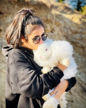 Priyanka Singh Instagram - Hey bunny 🐰 
.
.
.
.
#shimla #bunny #rabbit #instagood #instagram #love #animallovers #happy #vacation #vacay #enjoy #photography #photooftheday