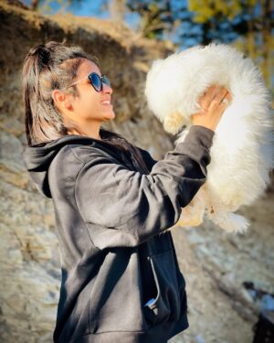 Priyanka Singh Instagram - Hey bunny 🐰 
.
.
.
.
#shimla #bunny #rabbit #instagood #instagram #love #animallovers #happy #vacation #vacay #enjoy #photography #photooftheday