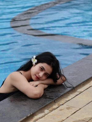 Priyanka Singh Instagram - endless blue 🌊🌅🪸🪼
one of my favourite place 🫶🏻
.
.
.
#summertime #pool #goodvibesalways #happy #instagram #girlstrip