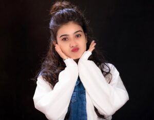 Priyanka Singh Instagram - 🤗
.
.
Makeup by me 😜
PC 📸 @rajkirangupta15
#insta good #instagram #cute #photography #photooftheday #photoshoot #photo #love #happy #likesforlike #fashion #ootd #blue #white