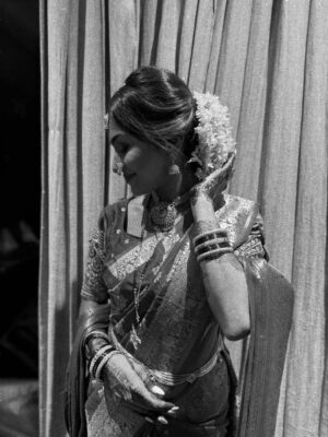 Purva Rajendra Shinde Instagram - या या पोरीचा बघून घ्या , बघून घ्या नवा नवा नखरा 🫶🏼
#purvashinde #paaru #dishaa #zeemarathi #marathimulgi #maharashtrian #marathisaaj #marathibana #indianstyle #indiagram #indianoutfit #indiantraditionalwear #purvaraaj