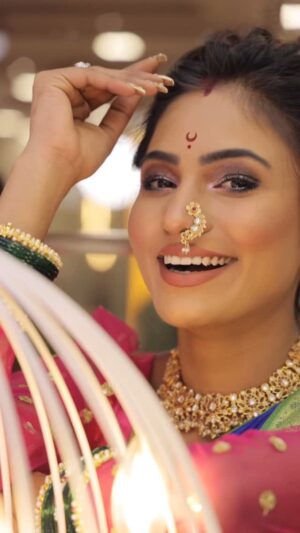 Purva Rajendra Shinde Instagram - मराठमोळं पाखरू ❤️
📸
@zeemarathiofficial ❤️
#purvashinde #dishaa #paaru #marathmolalook #marathisaaj #marathimulgi #marathiculture #maharastrian #maharashtrianlook #saaj #maratha #godva #chandrakor #nauwari #marathisongs #marathireels #marathiculture #marathibana #marathiactress #purvaraaj