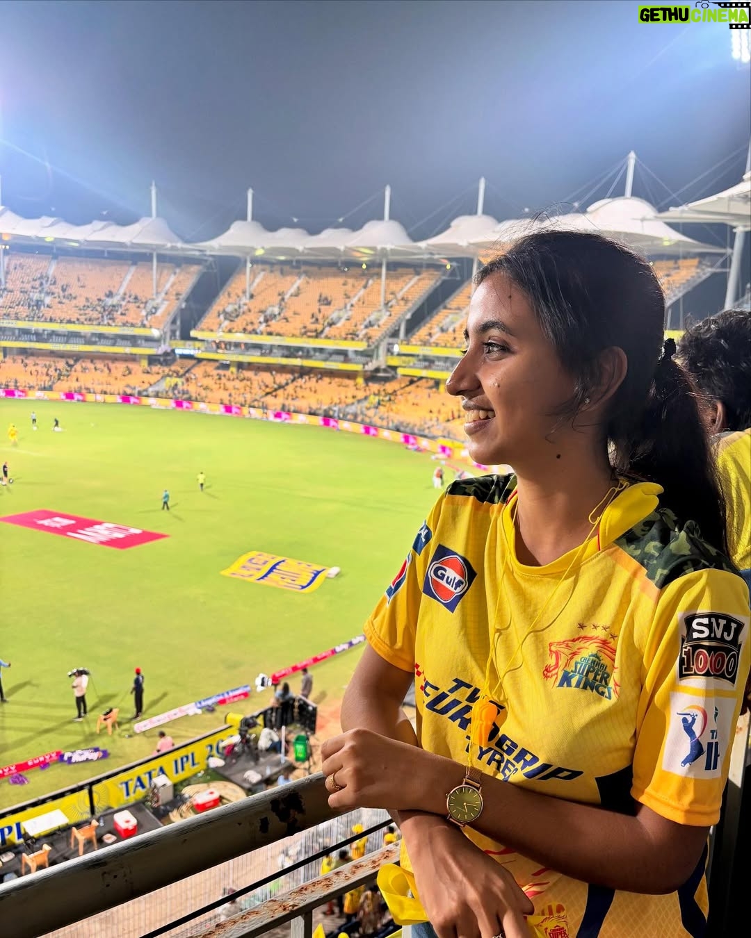 RJ Dimple - 19.6K Likes - இனிய தமிழ் புத்தாண்டு நல்வாழ்த்துக்கள்💛✨🏃‍♀️
.
.
1. Enna vaazhka da idhu feels ft.Namma CSK 🙂‍↔️
2. Thought about a meme on CSK 😭
3. Win or lose, #cskforever 💛
4. Enaikume Enga THALA nee dhane🥹🎀
.
.
#chennaisuperkings #tamilnewyear #csk #thala #msdhoni