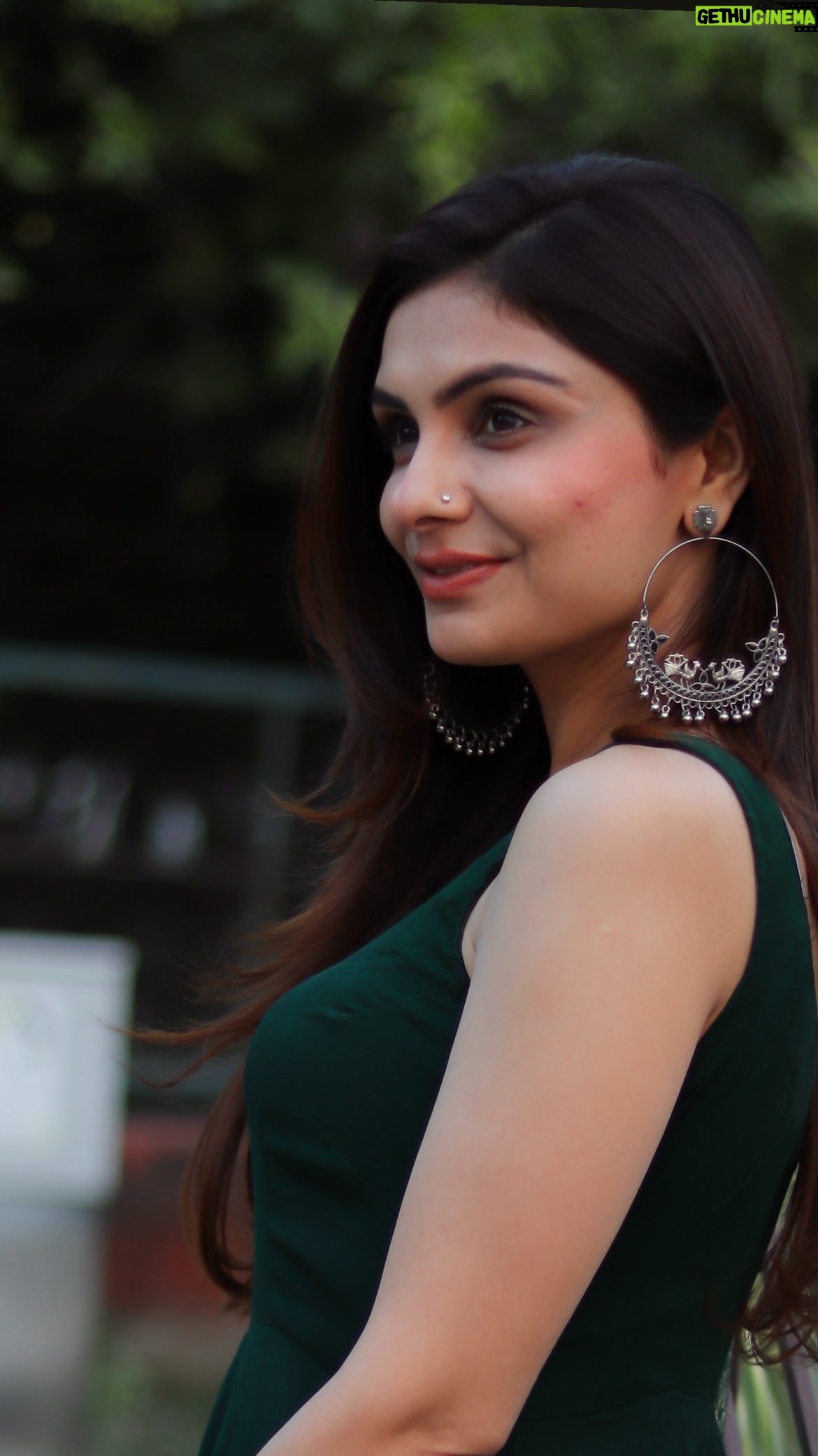 RJ Sheetal Sharma - 2.6K Likes - 🩷🌸