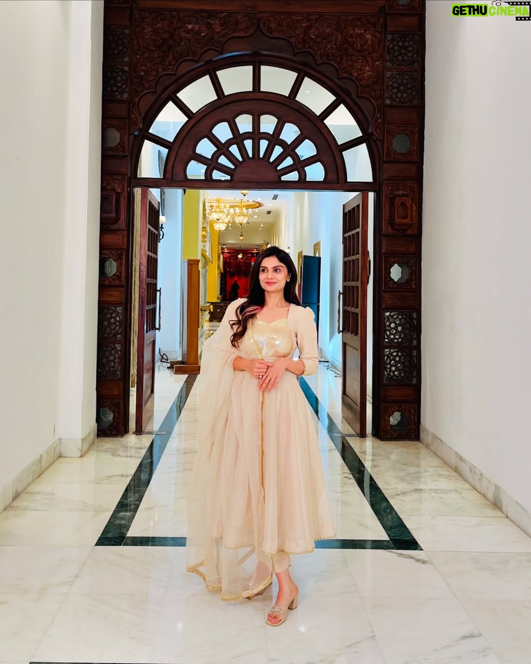 RJ Sheetal Sharma - 3.1K Likes - 🤍🩷

Dress @peachnpearl11