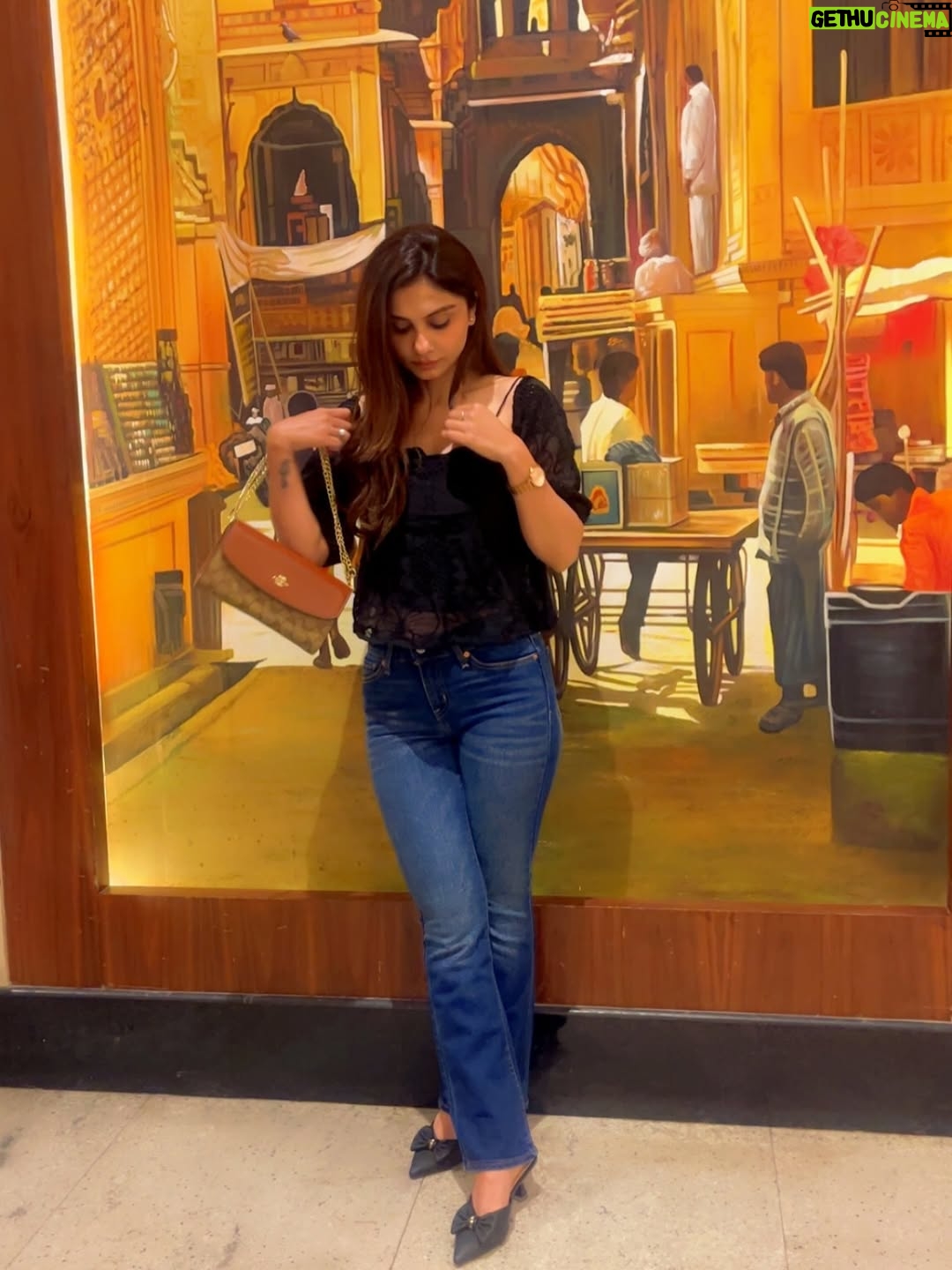 RJ Sheetal Sharma - 2.4K Likes - 🌸🩷