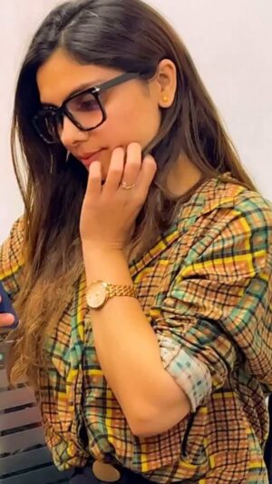 RJ Sheetal Sharma Instagram - Asli yaar katt milde ne 🌸