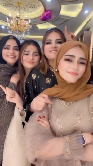 Raazia Mughal Instagram - Sistaā¤ļø
.
.
.
.
.
.
.
.
.
.
.
.
.
#rĆ©el #reelsinstagram #reels #reel #ree #reelsvideo #reef2reef #reelsindia #reelitfeelit #reelkarofeelkaro #reelsviral #reeitfeelit #sister #sisters #sisterhood #reelinstagram #reelsinstagramš #reelsviralvideoā¤ļøā¤ļøā¤ļøā¤ļø #trendingreels #reeitfeelit #reelsinsta #reelitfeelitā¤ļøā¤ļø #reelsinstagramā¤ļøšÆ #reelindia #feelitreelit #reelskarofeelkaro #reelslovers
