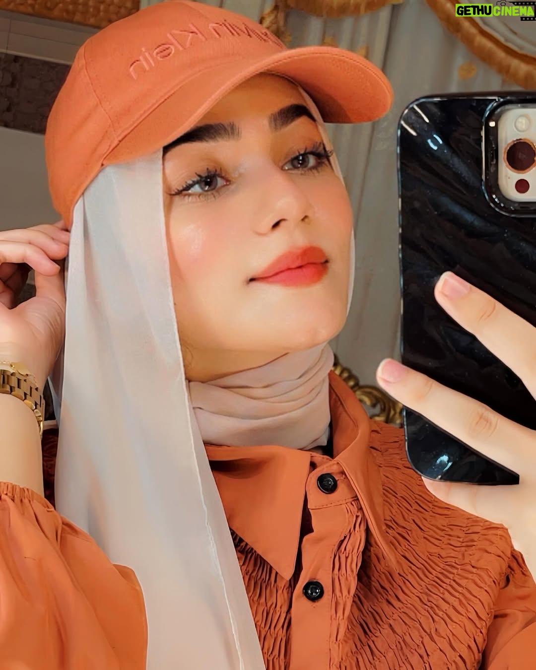 Raazia Mughal - 5.5K Likes - Apka kon sa. Colour fvrt hai ? 🤔
.
.
.
.
.
.
@raaziamughal.official 
.
.
.
.
.
.
.
#post #positivevibes #pic #picture #love #ree #reelsinstagram #reelsvideo #reelitfeelit #reef2reef #reelsindia #reelsviral #reelkarofeelkaro #reelsinsta #reelitfeelit #reelsinsta #reelsinstagram😍 #trendingreels #reelitfeelit❤️❤️ #dubai #dubai🇦🇪
