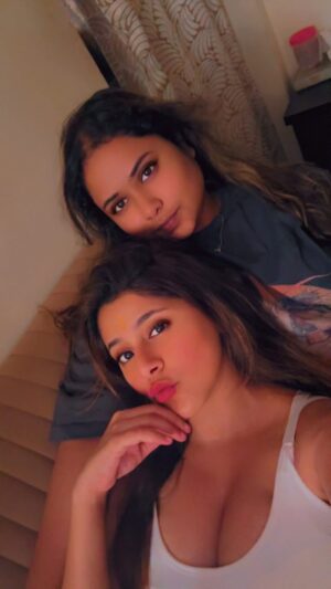 Rach Instagram - Movie date night with nanu 🎥 🍿 
SIKANDAR🎞️📽️🎬
@rashmika_mandanna @beingsalmankhan @kajalaggarwalofficial @sharmanjoshi @a.r.murugadoss 
#me #us #movie #reelkarofeelkaro #trenditup #sikandar