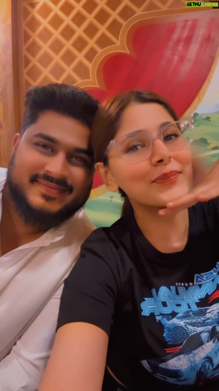 Rach - 3 Likes - Family dinner and bday party 💃🫰🏼
#family #familytime #me #siblings #reels #publicfigure #dinner #birthdayparty #funtimes #trendingreels