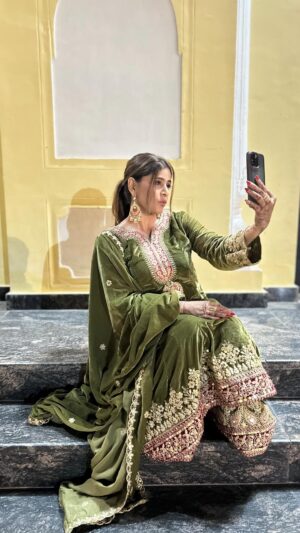 Rach Instagram - Mai kush hojati hu 😂
#me #explorepage #explore #reels #fyp #publicfigure #reelkarofeelkaro #trendingreels #trendingnow #sound