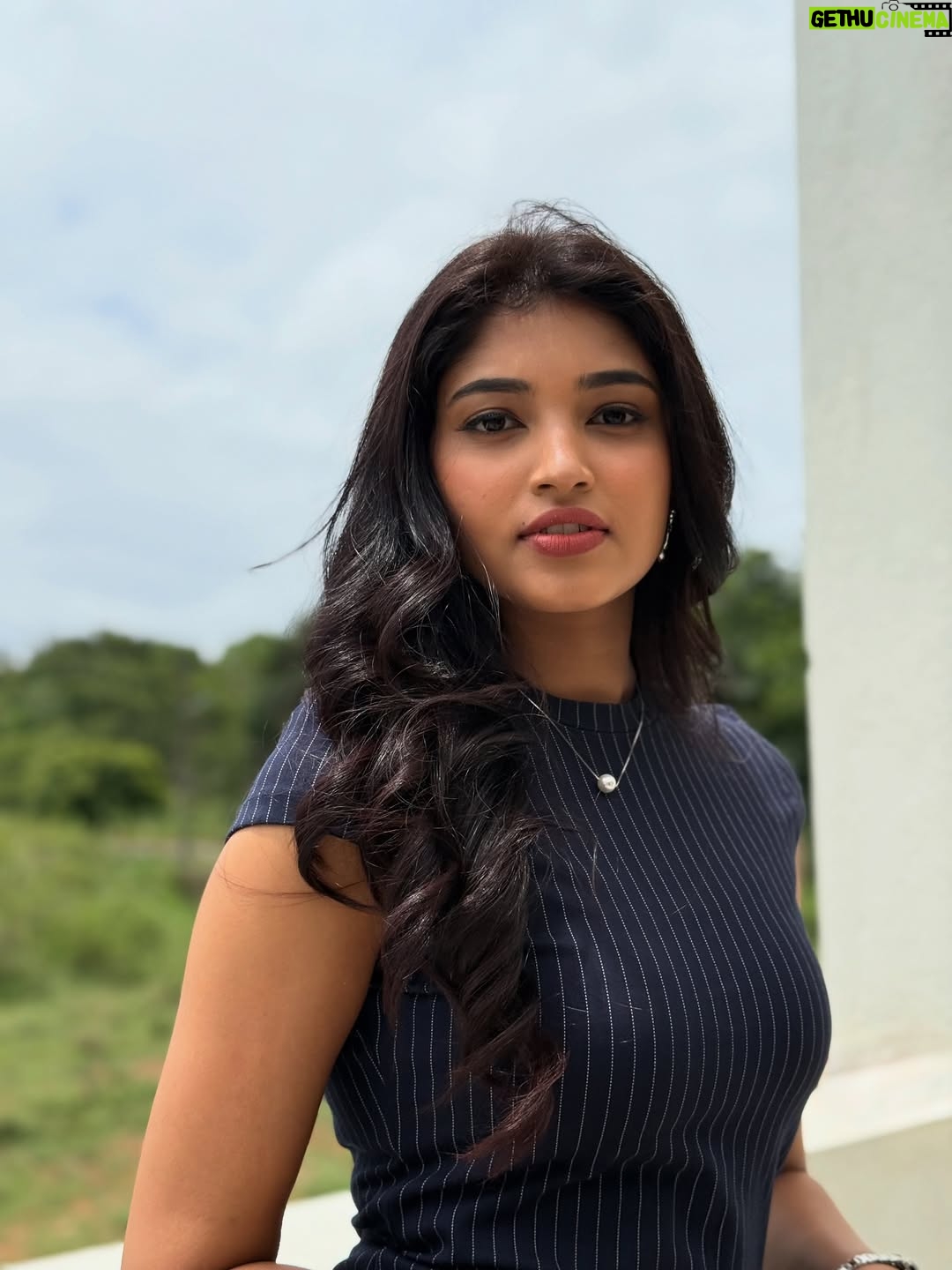 Rachana Inder - 112.5K Likes - Getting all ready to perform 🎬🎶🕴🏻