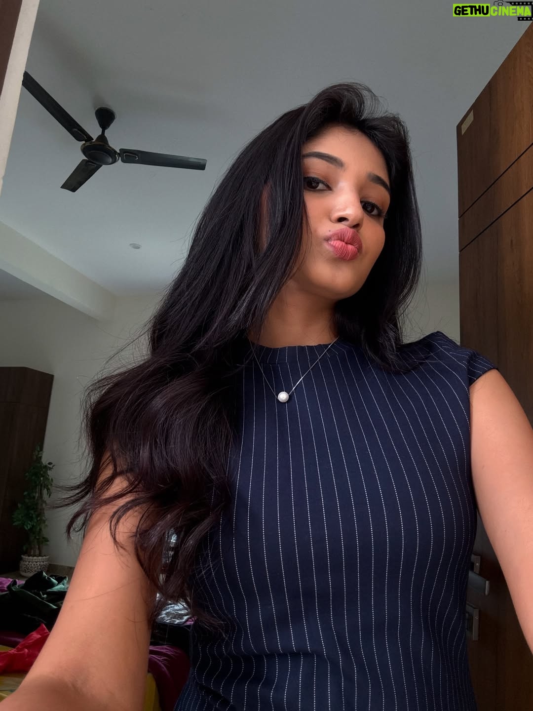 Rachana Inder - 112.5K Likes - Getting all ready to perform 🎬🎶🕴🏻