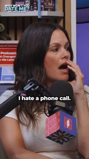 Rachel Bilson Instagram - Should you Facetime before a first date? Some people swear by it, but we think it’s unhinged. For the full discussion on all things dating, check out the latest episode of Why Won’t You Date Me? with @rachelbilson now on YT or anywhere you get your podcasts.