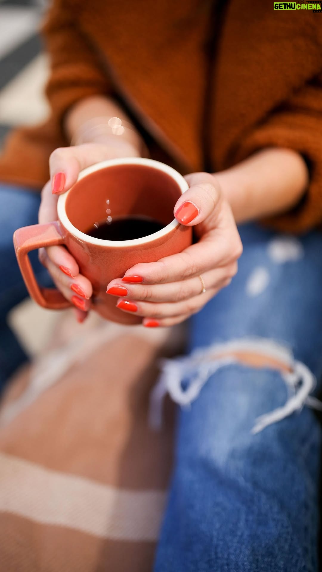Rachel Hollis - 764 Likes - SO many questions coming into the podcast hotline about my morning protein shake. It’s not really anything fancy but you know I’m always happy to explain exactly what I’m doing and why. My morning shake is just — water, protein, collagen, creatine — mix it all up and pound it, before I even have coffee. It’s one small habit that’s made a huge difference in my energy, recovery, and how my body feels day to day.

I’m breaking down exactly why I take it in this week’s YouTube episode — link in bio.

Got a question you want answered on the show? Call the hotline at (737) 400-4626.