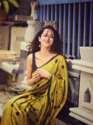 Radhika Narayan Instagram - Connect the dots!! 😄
