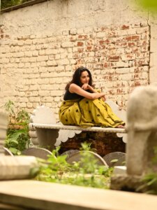 Actress Radhika Narayan HD Photos and Wallpapers October 2025