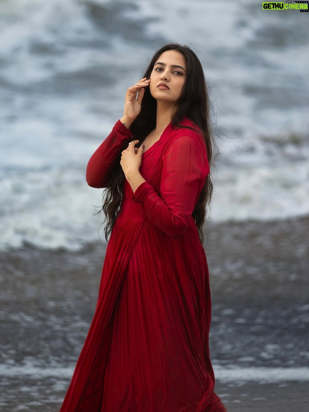 Radhika Preeti - 19.9K Likes - ❤️🪄

#radhikapreethi #radhi #rp #beach #insta #instapic #kollywood #tollywood #sandalwood #red