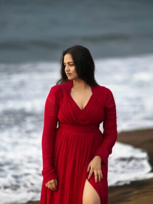 Radhika Preeti Instagram - ❤️🪄

#radhikapreethi #radhi #rp #beach #insta #instapic #kollywood #tollywood #sandalwood #red