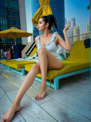 Ragini Dwivedi Instagram - SWAGGER ON POINT 🧿🐥 

#raginidwivedi #postoftheday #positivity #posesforpictures #poser #beach #beachwear #fitnesslife #fitnessjourney #fitnessislife #happyholiday #happylifestyle #smileandbehappy #trendsetter #trendingnow #trendy 
Shot by @rudraksh_dwivedi