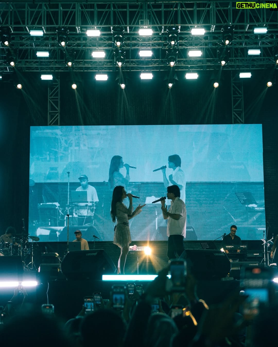 Raisa Andriana - 280.1K Likes - Apa kabarmu, Lombok? Mau sering-sering ke Lombok, tapi liburan ya🫣

📷 : @davianakbar