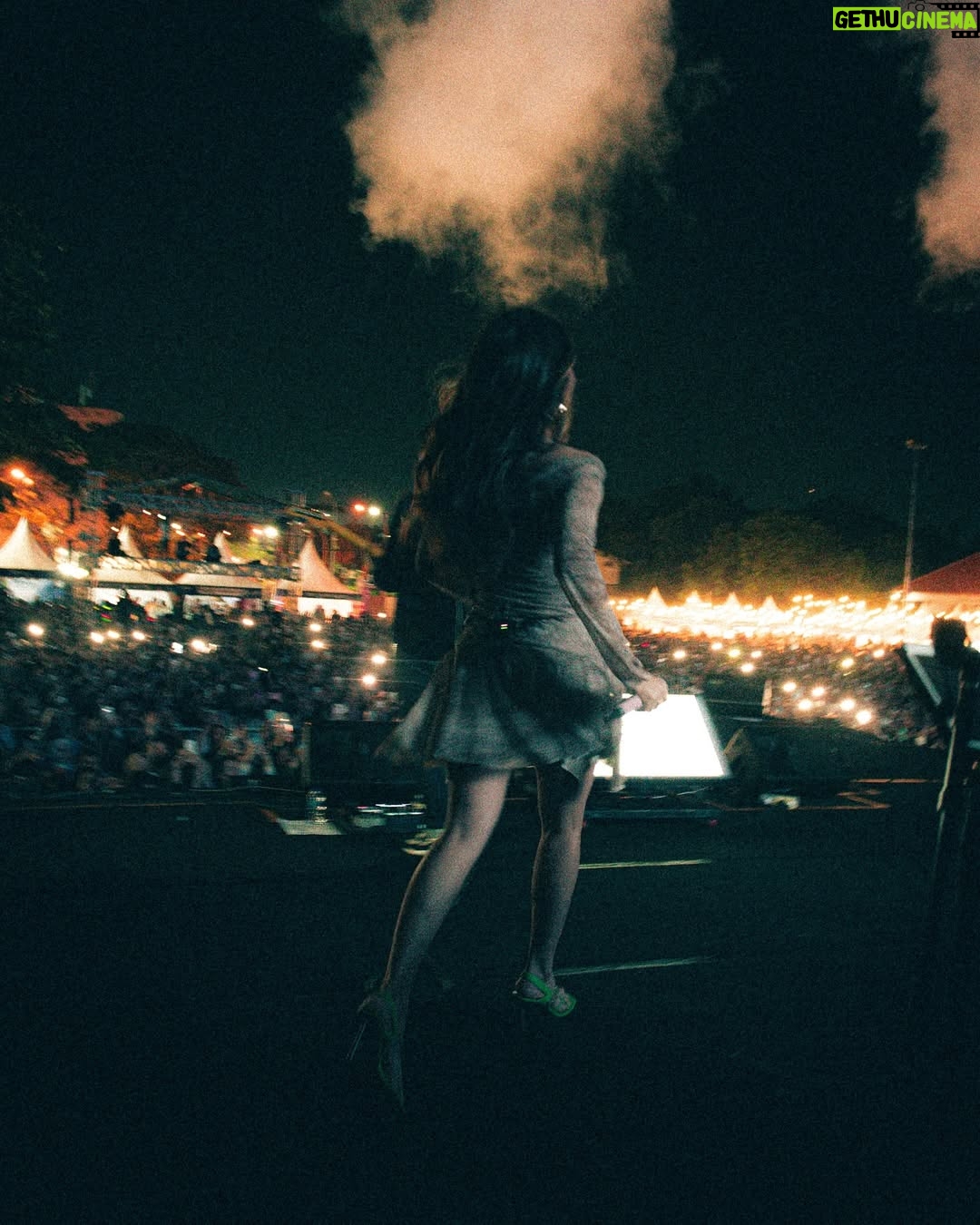 Raisa Andriana - 280.1K Likes - Apa kabarmu, Lombok? Mau sering-sering ke Lombok, tapi liburan ya🫣

📷 : @davianakbar