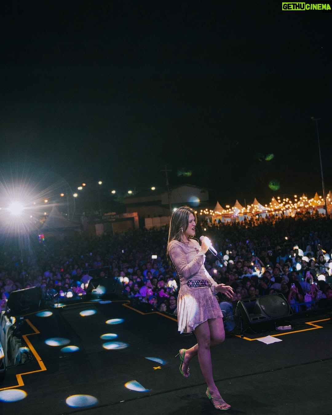 Raisa Andriana - 280.1K Likes - Apa kabarmu, Lombok? Mau sering-sering ke Lombok, tapi liburan ya🫣

📷 : @davianakbar