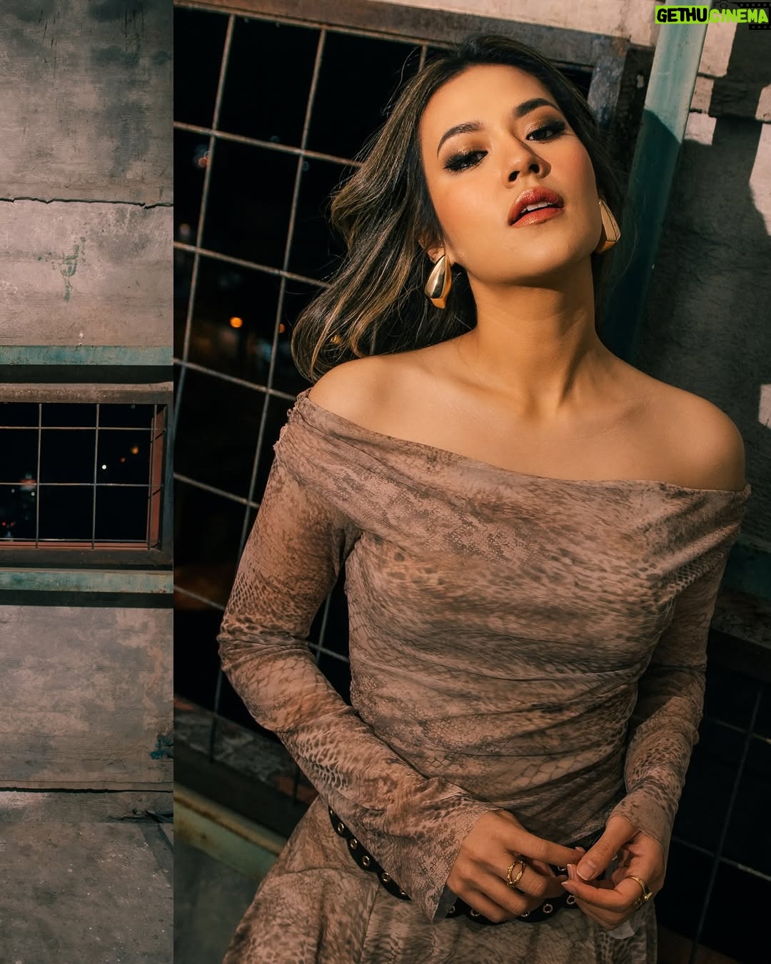 Raisa Andriana - 280.1K Likes - Apa kabarmu, Lombok? Mau sering-sering ke Lombok, tapi liburan ya🫣

📷 : @davianakbar