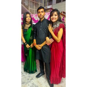 Rakhi Chaudhary Instagram - ā¤ļøā¤ļøā¤ļø#brother
#lovequotes
#love
#sister #sisters #fashion #fashionblogger #fashionista #fashionnova #fashionphotography #model #modeling #modelsearch #modellife #modelsofinstagram #followforfollowback #siblinglove #instagood #instagram #hashtag #bollywood #hollywood #hollywoodunlocked #attackontitan
