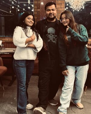 Rakhi Chaudhary Instagram - SwipeSwipe!!!š¤š«¶š»
.
.
.
.
.
.
.
.
.
.
.
.
.
#photo #bestfriends #besties #pictures #picoftheday #insta #instagood #instalike #like #likesforlike #followforfollowback #followers #fashion #smile #newpost #mahoba #love #loveyourself #ruhiii