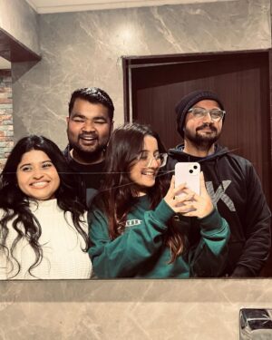 Rakhi Chaudhary Instagram - SwipeSwipe!!!š¤š«¶š»
.
.
.
.
.
.
.
.
.
.
.
.
.
#photo #bestfriends #besties #pictures #picoftheday #insta #instagood #instalike #like #likesforlike #followforfollowback #followers #fashion #smile #newpost #mahoba #love #loveyourself #ruhiii