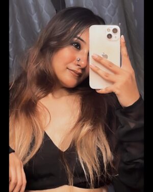 Rakhi Chaudhary Instagram - š¤ā¦
.
.
.
.
.
.
.
.
.
.
.
.
.
.
.
.
.
.
.
.
.
.
.
#picture #photooftheday #love #loveyourself #instagood #instadaily #instagram #insta #followers #following #likesforlike #like #instalike #new #newpost #ruhiii #smile #trending #trend #hashtag #photoshoot #black #blacklove #makeup #makeupartist #makeuplooks #fashion #fashionista #mahoba #up