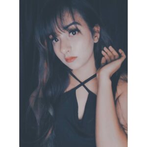 Rakhi Chaudhary Instagram - No caption šš¤#love #pic #picoftheday #picture #pose #model #modeling #mahoba #instagram #followforfollowback #followers #likeforlikes #like4likes #hashtag #fashion #fashionblogger #fashionista #loveyourself #loveme
