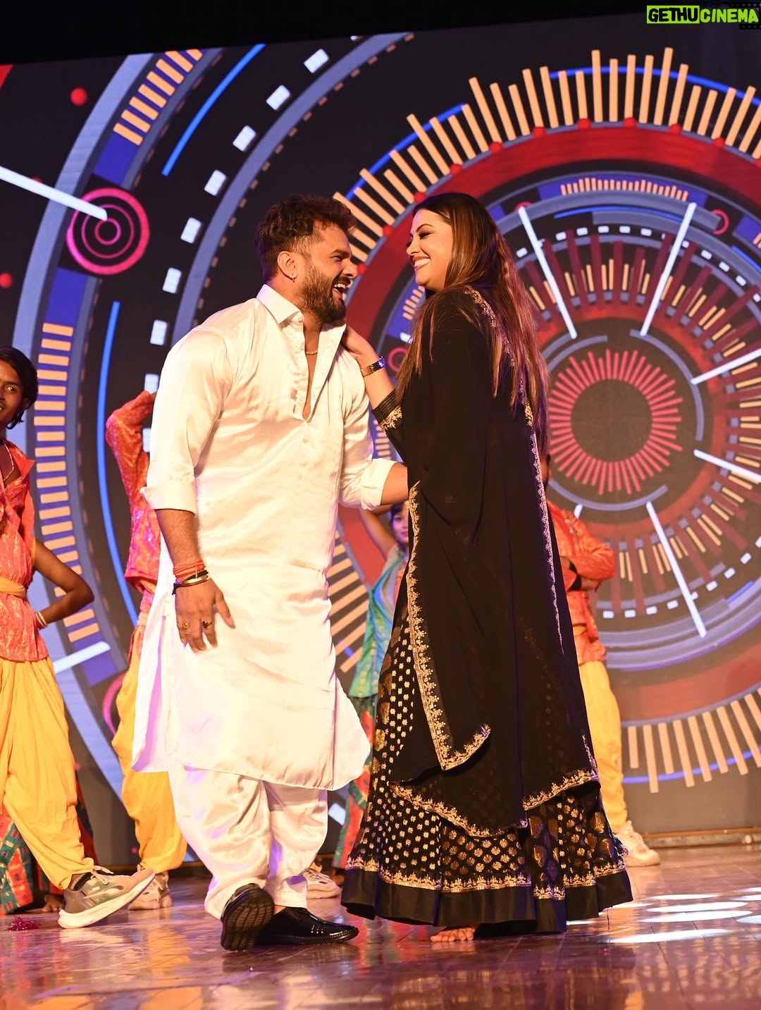 Raksha Gupta - 7.9K Likes - My show “Shikhar Presents Mahua Surveer” — Produced by @yashifilms.official and the visionary duo @abhaysinha181 Sir & @tiwaripankajkumar Sir @kdsjdev sir — wasn’t just a launch event; it was a statement — a reflection of belief, resilience, and unshakable faith.
Sharing the stage with icons like @gopalrai999 sir, @ravikishann sir, @khesari_yadav sir @singhakshara ji @arvindakelakallu ji, @rakeshmishra_official ji @_meghashree_official_ ji @prasun.y sir, @rohitboseroy sir, @thakur_anoopsingh sir @aaryan_babu_little_actor, @rj_vijeta ji and @bibbijendrasingh ji was more than an honour — it was destiny reminding me that hard work never goes unnoticed.
To those who dislike or judge my success, I want to say this from the heart —
(When people closed a thousand doors, God opened millions.)
Every obstacle, every criticism, every closed door only made me stronger. Because I’ve learned — when you trust your effort and your purpose, no negativity can dim your light.
This journey isn’t about proving anyone wrong; it’s about proving that faith, focus, and persistence always win. I’m deeply thankful to my team, my supporters, and everyone who believed in the vision of this show.
#ShikharPresentsMahuaSurveer #YashiFilms #AbhaySinha #PankajSir #SuccessJourney #FaithAndFocus #RiseAboveNegativity #Gratitude #Inspiration #rakshagupta #rakshaguptaofficial #raksharules