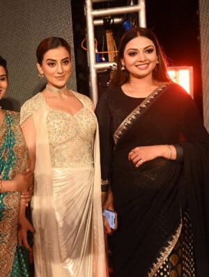 Raksha Gupta Instagram - My show “Shikhar Presents Mahua Surveer” — Produced by @yashifilms.official and the visionary duo @abhaysinha181 Sir & @tiwaripankajkumar Sir @kdsjdev sir — wasn’t just a launch event; it was a statement — a reflection of belief, resilience, and unshakable faith.
Sharing the stage with icons like @gopalrai999 sir, @ravikishann sir, @khesari_yadav sir @singhakshara ji @arvindakelakallu ji, @rakeshmishra_official ji @_meghashree_official_ ji @prasun.y sir, @rohitboseroy sir, @thakur_anoopsingh sir @aaryan_babu_little_actor, @rj_vijeta ji and @bibbijendrasingh ji was more than an honour — it was destiny reminding me that hard work never goes unnoticed.
To those who dislike or judge my success, I want to say this from the heart —
(When people closed a thousand doors, God opened millions.)
Every obstacle, every criticism, every closed door only made me stronger. Because I’ve learned — when you trust your effort and your purpose, no negativity can dim your light.
This journey isn’t about proving anyone wrong; it’s about proving that faith, focus, and persistence always win. I’m deeply thankful to my team, my supporters, and everyone who believed in the vision of this show.
#ShikharPresentsMahuaSurveer #YashiFilms #AbhaySinha #PankajSir #SuccessJourney #FaithAndFocus #RiseAboveNegativity #Gratitude #Inspiration #rakshagupta #rakshaguptaofficial #raksharules