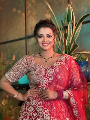 Raksha Gupta Instagram - ❤️❤️❤️

Style by - @shilpa_sehrawat70 
Makeup by - @rajeshtiwari_makeup 
Hair by - @sonu_hairstyles._ 

#rakshagupta #rakshaguptaofficial #raksharules #rakshalove #rakshafam #photoshoot #photography #model #bridal #bridalmakeup