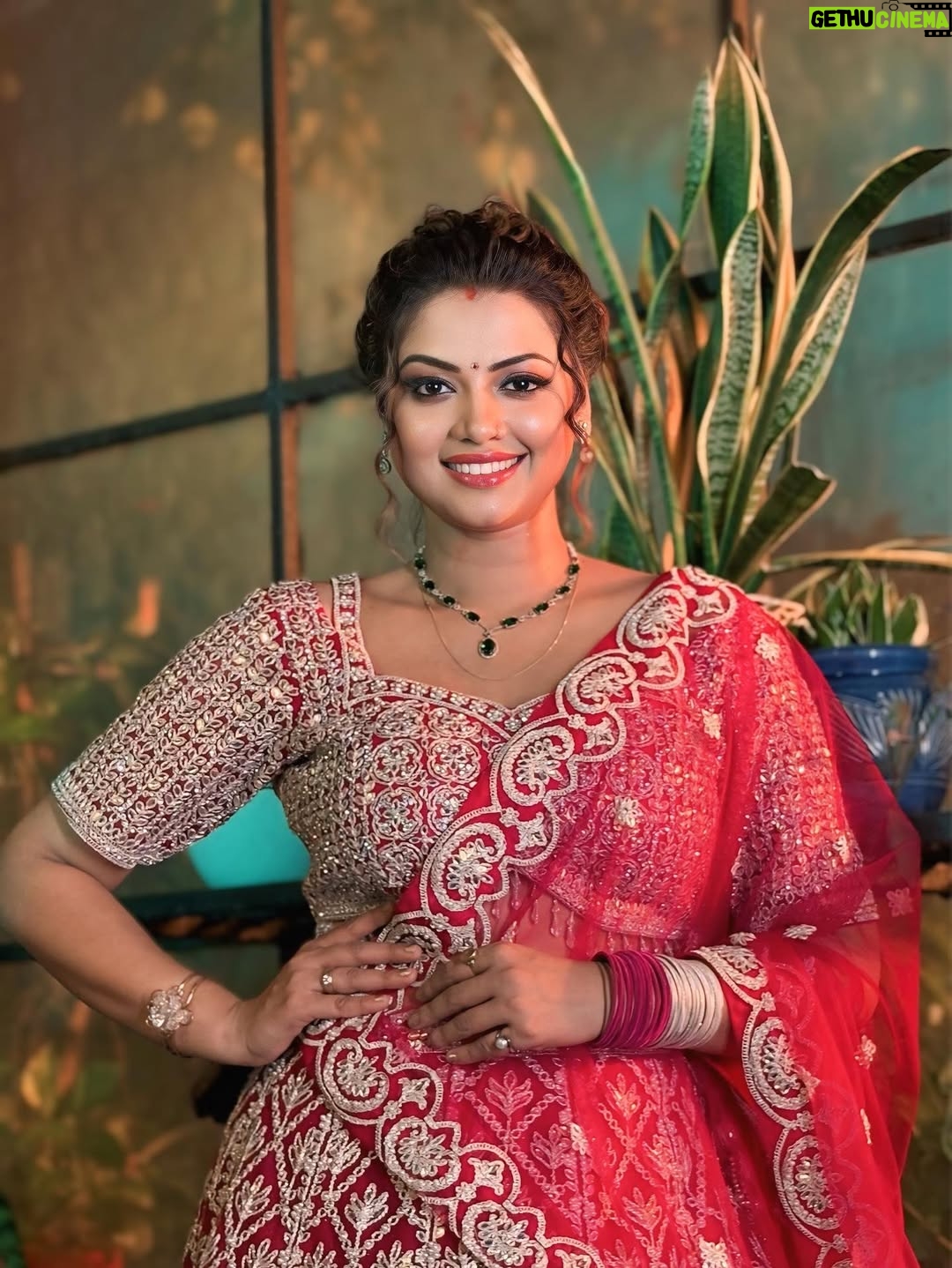 Raksha Gupta - 10.7K Likes - ❤️❤️❤️

Style by - @shilpa_sehrawat70 
Makeup by - @rajeshtiwari_makeup 
Hair by - @sonu_hairstyles._ 

#rakshagupta #rakshaguptaofficial #raksharules #rakshalove #rakshafam #photoshoot #photography #model #bridal #bridalmakeup