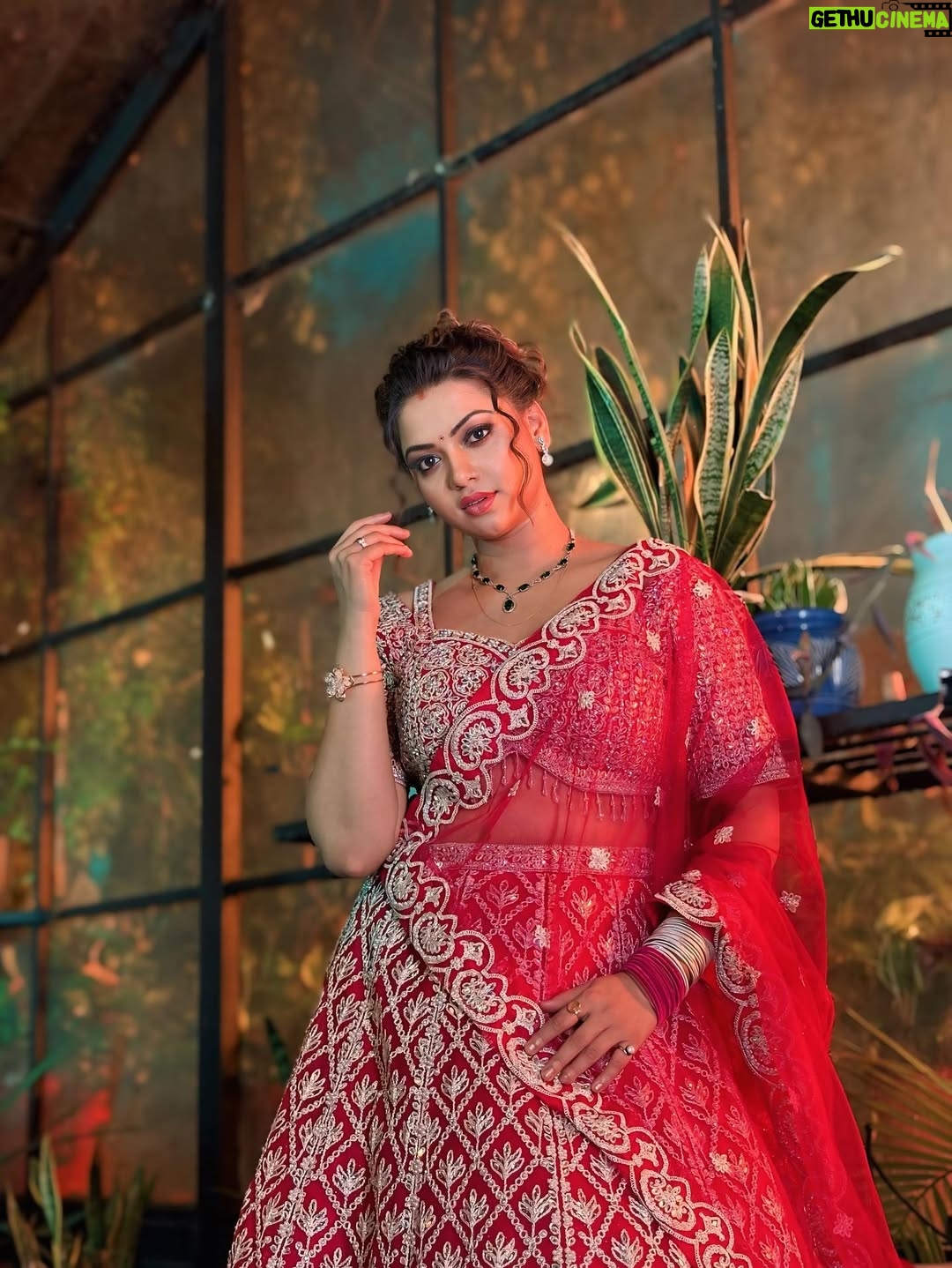 Raksha Gupta - 10.7K Likes - ❤️❤️❤️

Style by - @shilpa_sehrawat70 
Makeup by - @rajeshtiwari_makeup 
Hair by - @sonu_hairstyles._ 

#rakshagupta #rakshaguptaofficial #raksharules #rakshalove #rakshafam #photoshoot #photography #model #bridal #bridalmakeup