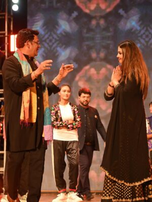 Raksha Gupta Instagram - My show “Shikhar Presents Mahua Surveer” — Produced by @yashifilms.official and the visionary duo @abhaysinha181 Sir & @tiwaripankajkumar Sir @kdsjdev sir — wasn’t just a launch event; it was a statement — a reflection of belief, resilience, and unshakable faith.
Sharing the stage with icons like @gopalrai999 sir, @ravikishann sir, @khesari_yadav sir @singhakshara ji @arvindakelakallu ji, @rakeshmishra_official ji @_meghashree_official_ ji @prasun.y sir, @rohitboseroy sir, @thakur_anoopsingh sir @aaryan_babu_little_actor, @rj_vijeta ji and @bibbijendrasingh ji was more than an honour — it was destiny reminding me that hard work never goes unnoticed.
To those who dislike or judge my success, I want to say this from the heart —
(When people closed a thousand doors, God opened millions.)
Every obstacle, every criticism, every closed door only made me stronger. Because I’ve learned — when you trust your effort and your purpose, no negativity can dim your light.
This journey isn’t about proving anyone wrong; it’s about proving that faith, focus, and persistence always win. I’m deeply thankful to my team, my supporters, and everyone who believed in the vision of this show.
#ShikharPresentsMahuaSurveer #YashiFilms #AbhaySinha #PankajSir #SuccessJourney #FaithAndFocus #RiseAboveNegativity #Gratitude #Inspiration #rakshagupta #rakshaguptaofficial #raksharules