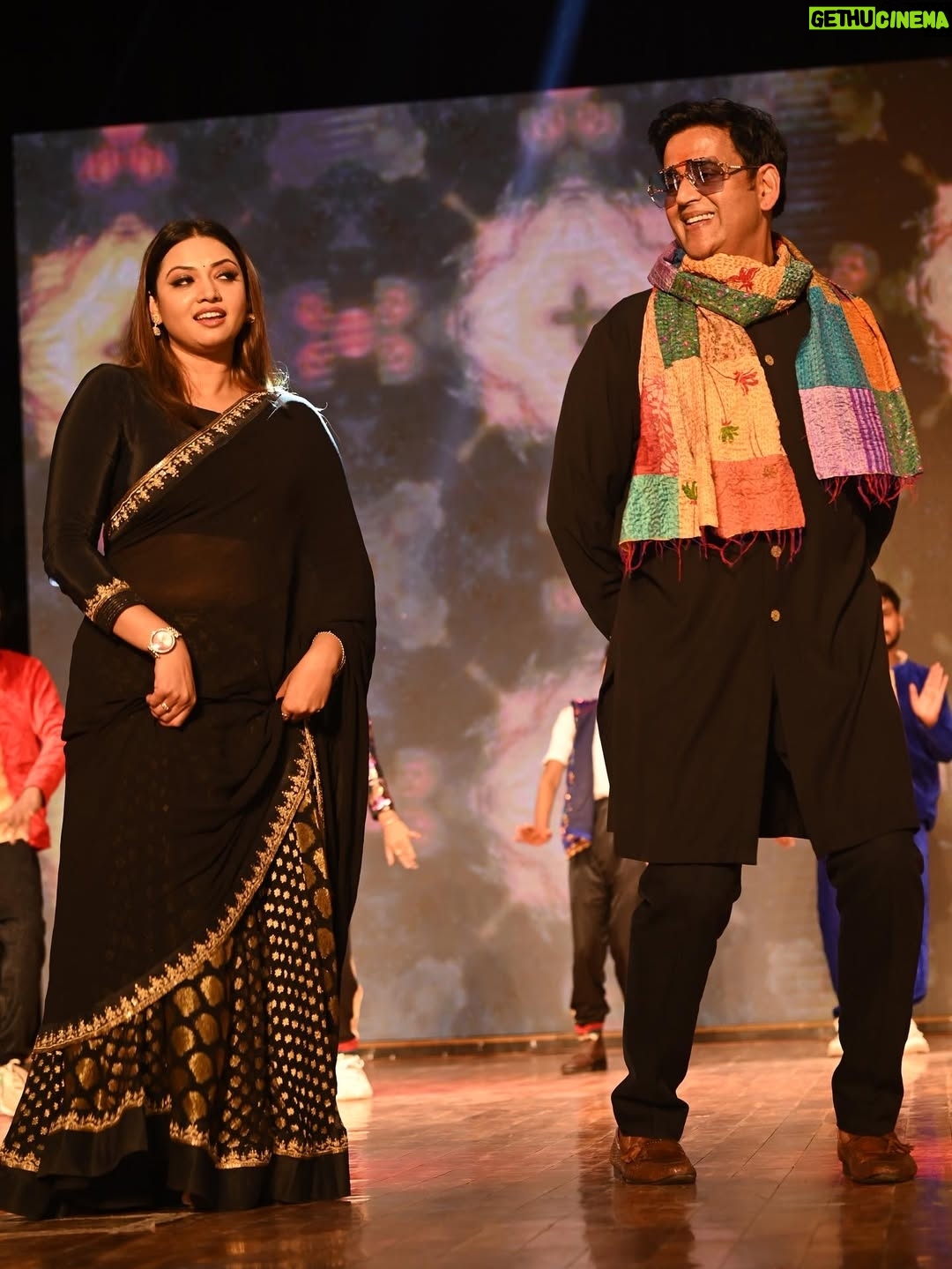 Raksha Gupta - 7.9K Likes - My show “Shikhar Presents Mahua Surveer” — Produced by @yashifilms.official and the visionary duo @abhaysinha181 Sir & @tiwaripankajkumar Sir @kdsjdev sir — wasn’t just a launch event; it was a statement — a reflection of belief, resilience, and unshakable faith.
Sharing the stage with icons like @gopalrai999 sir, @ravikishann sir, @khesari_yadav sir @singhakshara ji @arvindakelakallu ji, @rakeshmishra_official ji @_meghashree_official_ ji @prasun.y sir, @rohitboseroy sir, @thakur_anoopsingh sir @aaryan_babu_little_actor, @rj_vijeta ji and @bibbijendrasingh ji was more than an honour — it was destiny reminding me that hard work never goes unnoticed.
To those who dislike or judge my success, I want to say this from the heart —
(When people closed a thousand doors, God opened millions.)
Every obstacle, every criticism, every closed door only made me stronger. Because I’ve learned — when you trust your effort and your purpose, no negativity can dim your light.
This journey isn’t about proving anyone wrong; it’s about proving that faith, focus, and persistence always win. I’m deeply thankful to my team, my supporters, and everyone who believed in the vision of this show.
#ShikharPresentsMahuaSurveer #YashiFilms #AbhaySinha #PankajSir #SuccessJourney #FaithAndFocus #RiseAboveNegativity #Gratitude #Inspiration #rakshagupta #rakshaguptaofficial #raksharules