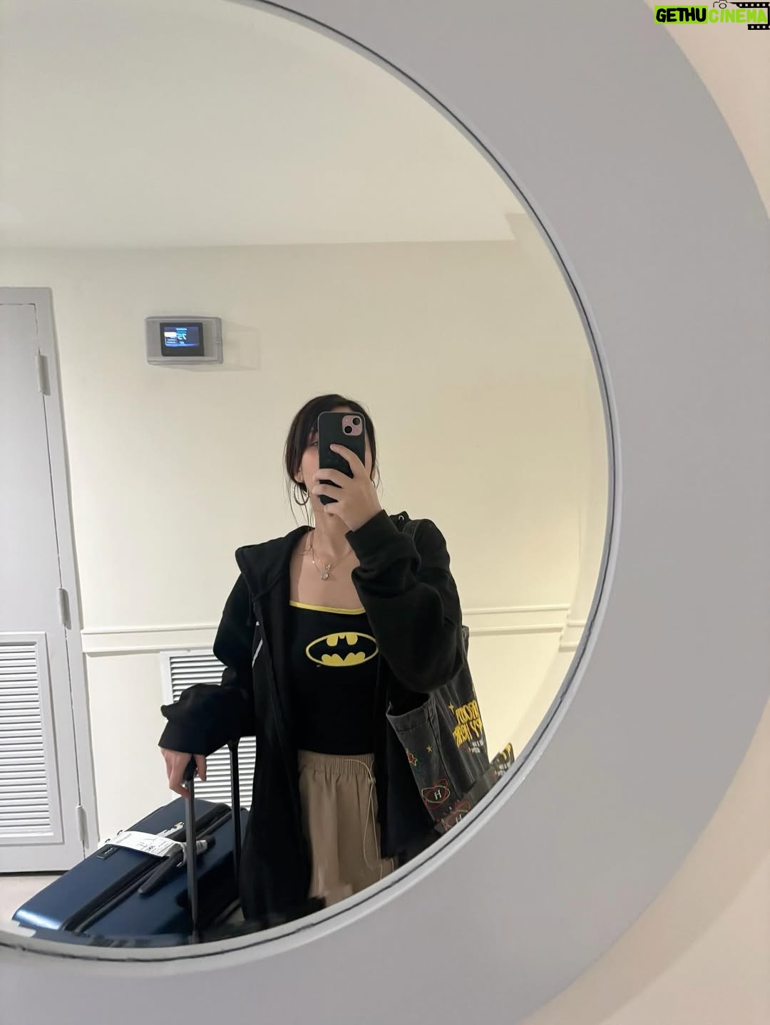 Ramsha Khan - 169.9K Likes - one more experience off the bucket list 
still can’t believe it 🥹

also, no cat memes for now j want to share this experience with you guys.
pictures don’t even do justice tbh