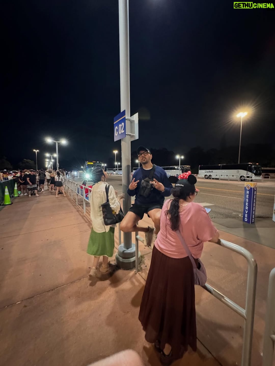 Ramsha Khan - 148.3K Likes - one more experience off the bucket list 
still can’t believe it 🥹

also, no cat memes for now j want to share this experience with you guys.
pictures don’t even do justice tbh