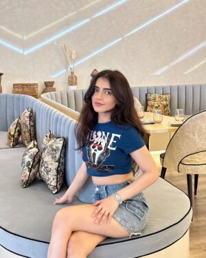 Ramy Instagram - 💙🦋🧚✨