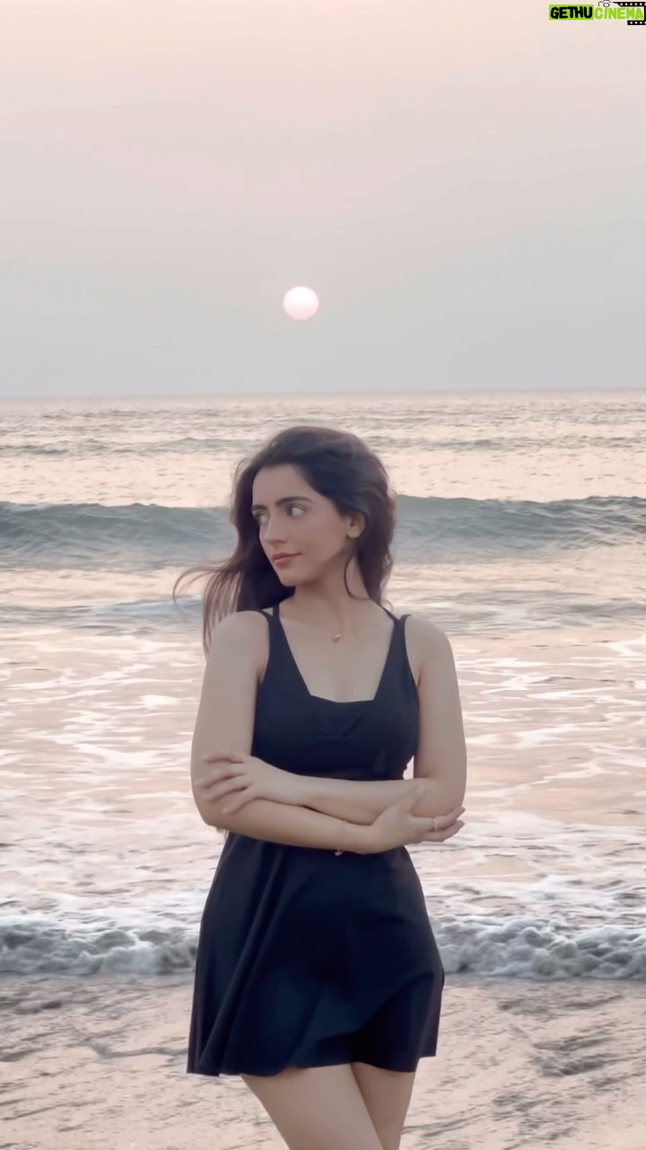 Ramy - 59K Likes - Ishq re✨💗🫂

#fyp #foryou #foryoupage #sunset #beach #beachvibes #explore #explorepage #reels #reelsinstagram #trendingreels #trendingsongs #trend #trending #satranga