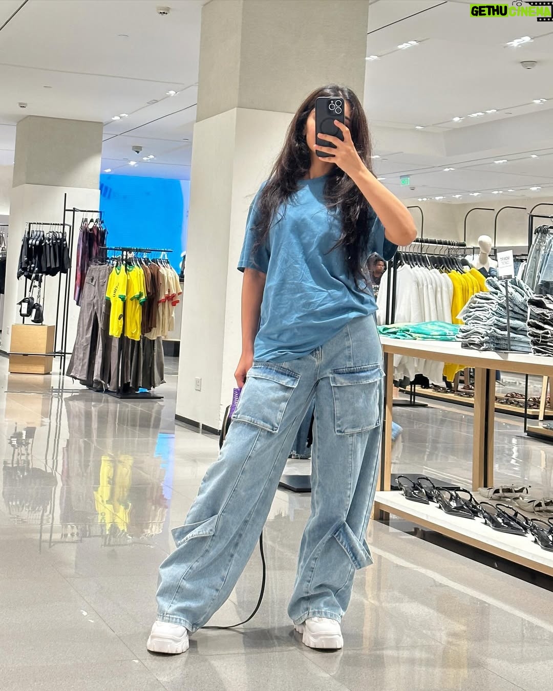 Ramy - 9.9K Likes - Outfit dump🧸💗🫶🏻✨