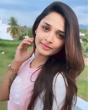 Ramya Joo Instagram - 𝙄𝙩’𝙨 𝙢𝙮 𝙡𝙞𝙛𝙚, 𝙨𝙤 𝙠𝙚𝙚𝙥 𝙮𝙤𝙪𝙧 𝙣𝙤𝙨𝙚 𝙤𝙪𝙩 𝙤𝙛 𝙞𝙩..... 💯💫💞😎✌🏻