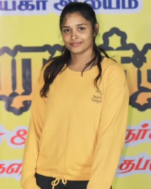 Ramya Joo Instagram - 💛🖤💛