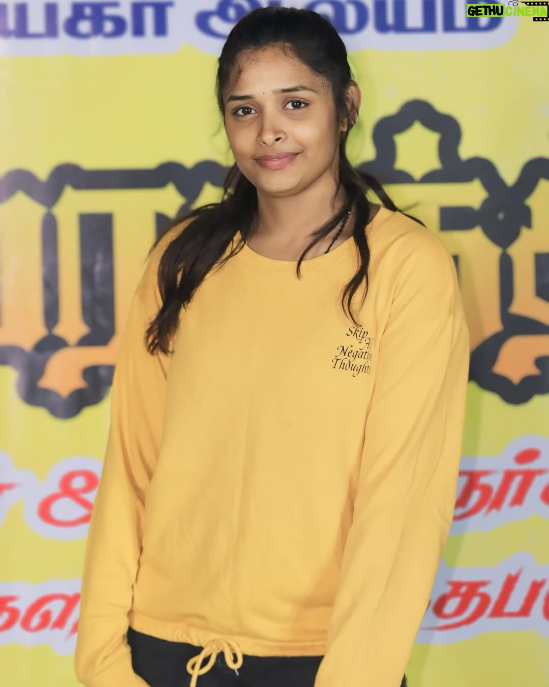 Ramya Joo - 140.3K Likes - 💛🖤💛