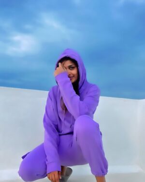 Ramya Joo Instagram - 💜🩵💜